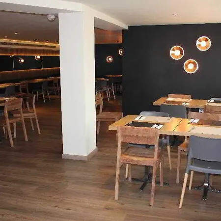 Dos Rios 3*